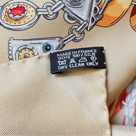 Hermès 100% Silk Scarf "Terres Precieuses" Carre 90 by Annie Faivre - Picture 7 of 13